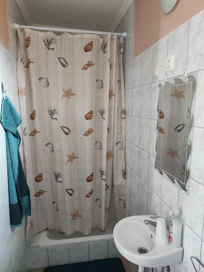 מלון Putnok Havanna Etterem Es Vendeghaz מראה חיצוני תמונה